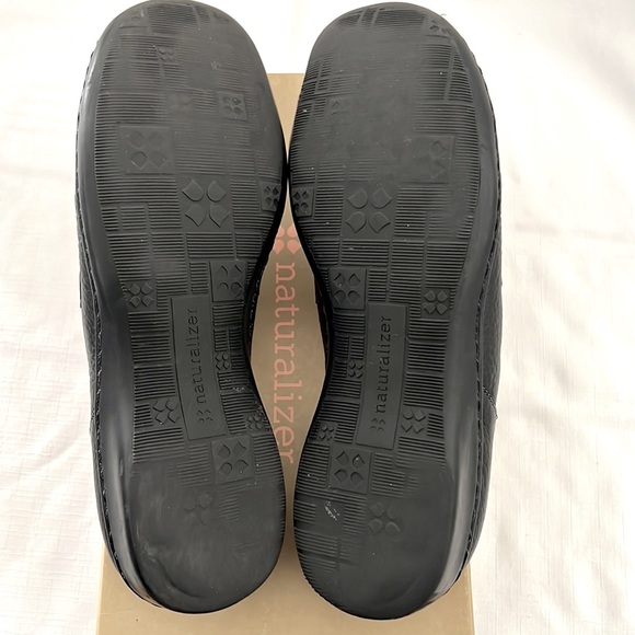 Naturalizer / Leather / Black Mules - Picture 7 of 11